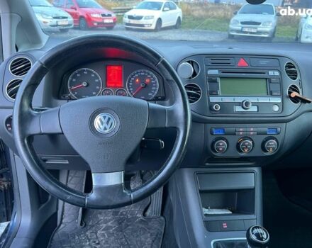 Синий Фольксваген Гольф Плюс, объемом двигателя 1.4 л и пробегом 170 тыс. км за 5290 $, фото 21 на Automoto.ua
