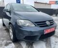 Синий Фольксваген Гольф Плюс, объемом двигателя 1.4 л и пробегом 220 тыс. км за 5750 $, фото 33 на Automoto.ua