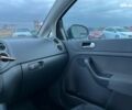Синий Фольксваген Гольф Плюс, объемом двигателя 1.4 л и пробегом 170 тыс. км за 5290 $, фото 28 на Automoto.ua