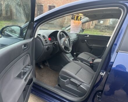 Синій Фольксваген Golf Plus, об'ємом двигуна 1.4 л та пробігом 180 тис. км за 5000 $, фото 16 на Automoto.ua