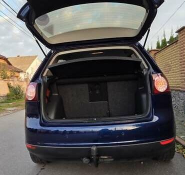 Синий Фольксваген Гольф Плюс, объемом двигателя 1.6 л и пробегом 260 тыс. км за 7500 $, фото 11 на Automoto.ua