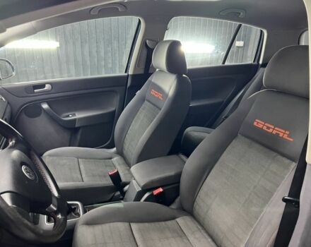 Синий Фольксваген Гольф Плюс, объемом двигателя 1.6 л и пробегом 220 тыс. км за 5700 $, фото 9 на Automoto.ua