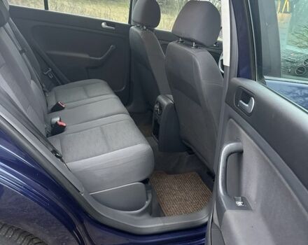 Синій Фольксваген Golf Plus, об'ємом двигуна 1.4 л та пробігом 180 тис. км за 5000 $, фото 13 на Automoto.ua