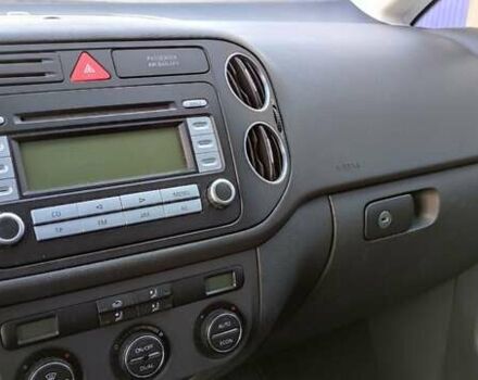 Синий Фольксваген Гольф Плюс, объемом двигателя 1.6 л и пробегом 226 тыс. км за 5700 $, фото 10 на Automoto.ua