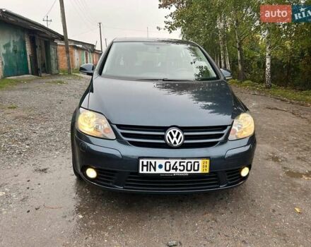 Синий Фольксваген Гольф Плюс, объемом двигателя 1.9 л и пробегом 223 тыс. км за 8200 $, фото 4 на Automoto.ua