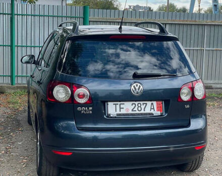 Синий Фольксваген Гольф Плюс, объемом двигателя 1.6 л и пробегом 195 тыс. км за 6898 $, фото 3 на Automoto.ua