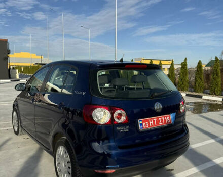 Синий Фольксваген Гольф Плюс, объемом двигателя 1.4 л и пробегом 190 тыс. км за 5999 $, фото 5 на Automoto.ua