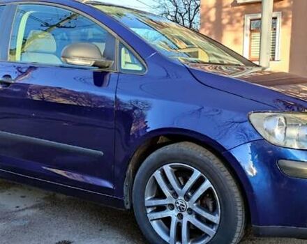Синий Фольксваген Гольф Плюс, объемом двигателя 1.6 л и пробегом 226 тыс. км за 5700 $, фото 22 на Automoto.ua