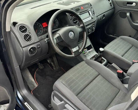 Фольксваген Гольф Плюс 2007 в Корсунь-Шевченковском на Automoto.ua Синий Фольксваген Гольф Плюс, объемом двигателя 1.6 л и пробегом 220 тыс. км за 5999 $, фото 8 на Automoto.ua