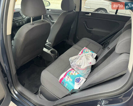 Синій Фольксваген Golf Plus, об'ємом двигуна 1.6 л та пробігом 191 тис. км за 5999 $, фото 20 на Automoto.ua