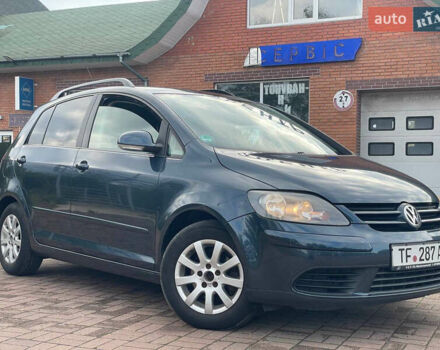 Синий Фольксваген Гольф Плюс, объемом двигателя 1.6 л и пробегом 195 тыс. км за 6898 $, фото 1 на Automoto.ua