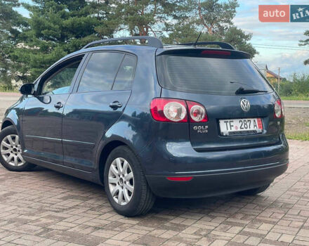 Синий Фольксваген Гольф Плюс, объемом двигателя 1.6 л и пробегом 195 тыс. км за 6898 $, фото 4 на Automoto.ua