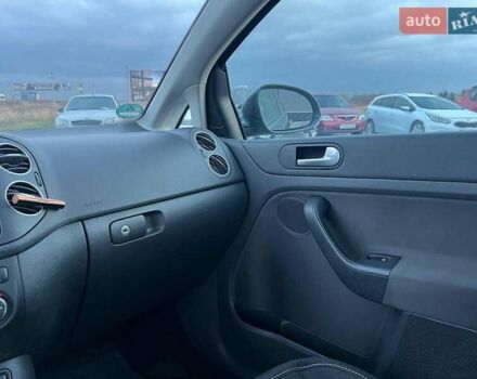 Синий Фольксваген Гольф Плюс, объемом двигателя 1.4 л и пробегом 170 тыс. км за 5290 $, фото 28 на Automoto.ua