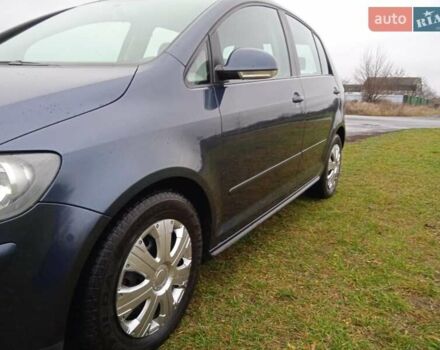 Синий Фольксваген Гольф Плюс, объемом двигателя 1.4 л и пробегом 250 тыс. км за 6400 $, фото 7 на Automoto.ua