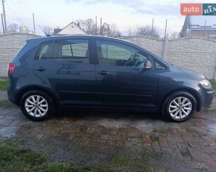 Синий Фольксваген Гольф Плюс, объемом двигателя 1.6 л и пробегом 162 тыс. км за 6500 $, фото 8 на Automoto.ua