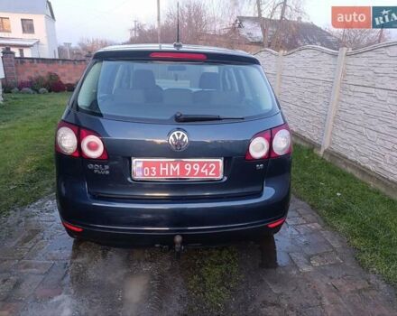 Синий Фольксваген Гольф Плюс, объемом двигателя 1.6 л и пробегом 162 тыс. км за 6500 $, фото 4 на Automoto.ua