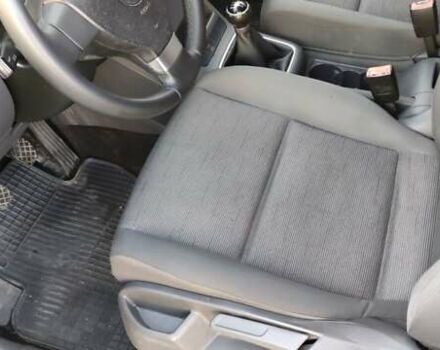 Синий Фольксваген Гольф Плюс, объемом двигателя 1.6 л и пробегом 226 тыс. км за 5700 $, фото 8 на Automoto.ua