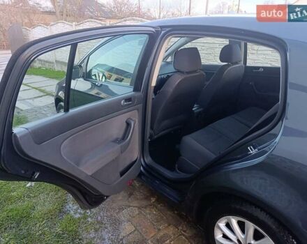 Синий Фольксваген Гольф Плюс, объемом двигателя 1.6 л и пробегом 162 тыс. км за 6500 $, фото 19 на Automoto.ua