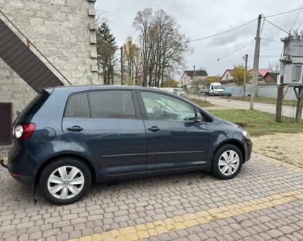 Синий Фольксваген Гольф Плюс, объемом двигателя 1.6 л и пробегом 191 тыс. км за 5999 $, фото 2 на Automoto.ua