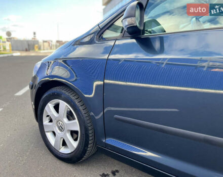 Синий Фольксваген Гольф Плюс, объемом двигателя 1.6 л и пробегом 167 тыс. км за 6300 $, фото 16 на Automoto.ua