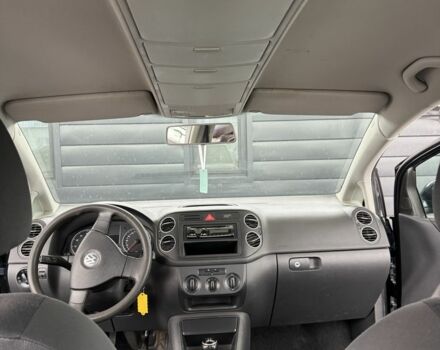 Синий Фольксваген Гольф Плюс, объемом двигателя 1.6 л и пробегом 300 тыс. км за 5900 $, фото 3 на Automoto.ua