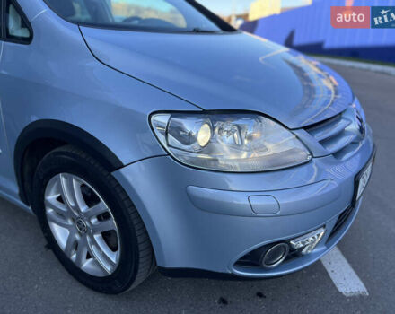 Синий Фольксваген Гольф Плюс, объемом двигателя 1.4 л и пробегом 250 тыс. км за 6500 $, фото 7 на Automoto.ua