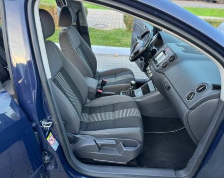 Синий Фольксваген Гольф Плюс, объемом двигателя 2 л и пробегом 215 тыс. км за 5999 $, фото 19 на Automoto.ua