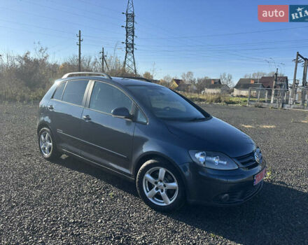 Синий Фольксваген Гольф Плюс, объемом двигателя 1.4 л и пробегом 156 тыс. км за 5550 $, фото 5 на Automoto.ua