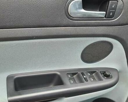 Синій Фольксваген Golf Plus, об'ємом двигуна 1.6 л та пробігом 193 тис. км за 7400 $, фото 17 на Automoto.ua