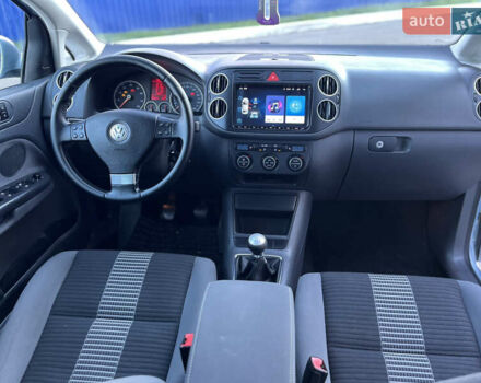 Синий Фольксваген Гольф Плюс, объемом двигателя 1.4 л и пробегом 250 тыс. км за 6500 $, фото 19 на Automoto.ua