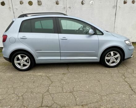 Синий Фольксваген Гольф Плюс, объемом двигателя 1.4 л и пробегом 200 тыс. км за 7500 $, фото 5 на Automoto.ua