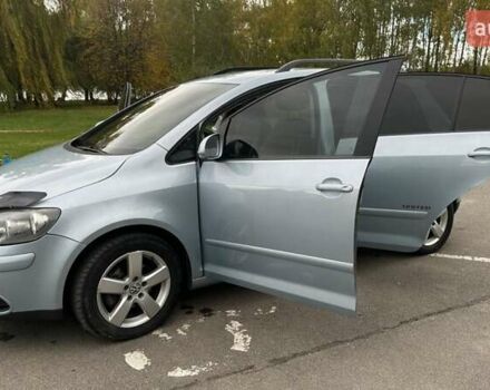 Синий Фольксваген Гольф Плюс, объемом двигателя 1.4 л и пробегом 298 тыс. км за 7800 $, фото 17 на Automoto.ua