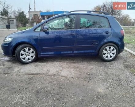 Синий Фольксваген Гольф Плюс, объемом двигателя 1.6 л и пробегом 218 тыс. км за 6750 $, фото 7 на Automoto.ua