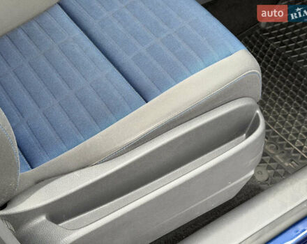 Синій Фольксваген Golf Plus, об'ємом двигуна 1.6 л та пробігом 153 тис. км за 7650 $, фото 75 на Automoto.ua