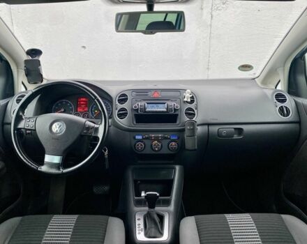 Синий Фольксваген Гольф Плюс, объемом двигателя 1.4 л и пробегом 200 тыс. км за 7500 $, фото 8 на Automoto.ua