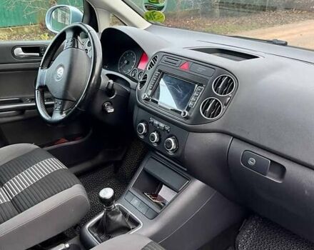 Синий Фольксваген Гольф Плюс, объемом двигателя 1.4 л и пробегом 181 тыс. км за 6600 $, фото 15 на Automoto.ua