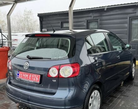 Синий Фольксваген Гольф Плюс, объемом двигателя 1.6 л и пробегом 300 тыс. км за 5900 $, фото 2 на Automoto.ua