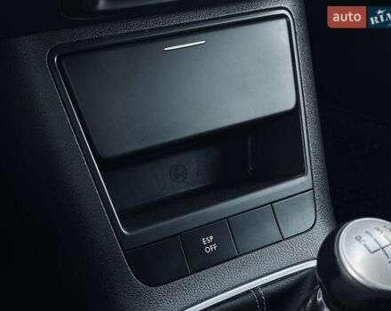 Синий Фольксваген Гольф Плюс, объемом двигателя 1.6 л и пробегом 174 тыс. км за 6350 $, фото 69 на Automoto.ua