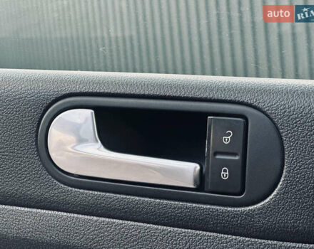 Синий Фольксваген Гольф Плюс, объемом двигателя 1.6 л и пробегом 174 тыс. км за 6350 $, фото 58 на Automoto.ua