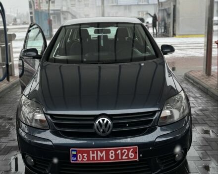 Синий Фольксваген Гольф Плюс, объемом двигателя 1.6 л и пробегом 300 тыс. км за 5900 $, фото 1 на Automoto.ua