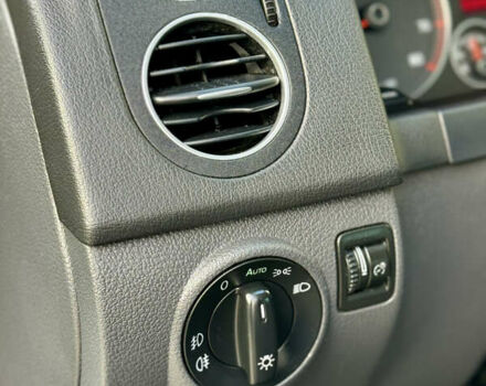 Синий Фольксваген Гольф Плюс, объемом двигателя 1.4 л и пробегом 203 тыс. км за 6999 $, фото 25 на Automoto.ua