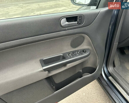 Синий Фольксваген Гольф Плюс, объемом двигателя 1.6 л и пробегом 217 тыс. км за 6200 $, фото 30 на Automoto.ua