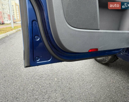 Синій Фольксваген Golf Plus, об'ємом двигуна 1.6 л та пробігом 153 тис. км за 7650 $, фото 40 на Automoto.ua