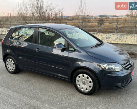 Синий Фольксваген Гольф Плюс, объемом двигателя 1.6 л и пробегом 241 тыс. км за 6700 $, фото 11 на Automoto.ua
