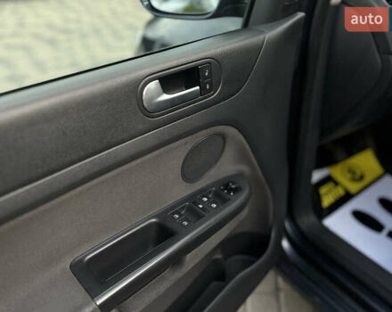 Синий Фольксваген Гольф Плюс, объемом двигателя 1.4 л и пробегом 188 тыс. км за 6500 $, фото 19 на Automoto.ua