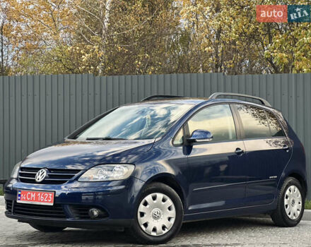 Синий Фольксваген Гольф Плюс, объемом двигателя 1.6 л и пробегом 174 тыс. км за 6350 $, фото 5 на Automoto.ua