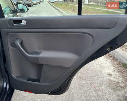 Синий Фольксваген Гольф Плюс, объемом двигателя 1.6 л и пробегом 241 тыс. км за 6700 $, фото 30 на Automoto.ua