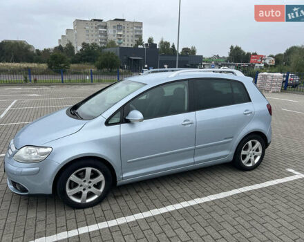 Синий Фольксваген Гольф Плюс, объемом двигателя 1.4 л и пробегом 225 тыс. км за 7000 $, фото 2 на Automoto.ua