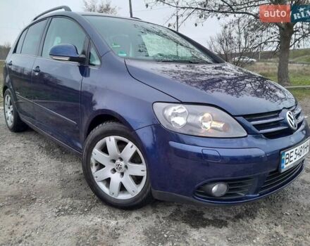Синий Фольксваген Гольф Плюс, объемом двигателя 1.6 л и пробегом 218 тыс. км за 6750 $, фото 4 на Automoto.ua