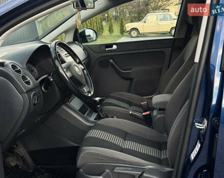 Синий Фольксваген Гольф Плюс, объемом двигателя 1.6 л и пробегом 174 тыс. км за 6350 $, фото 38 на Automoto.ua